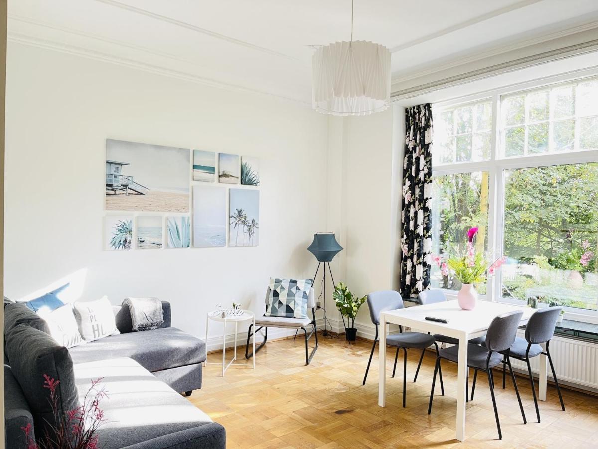 Aday - Aalborg Mansion - Big Apartment With Garden Экстерьер фото
