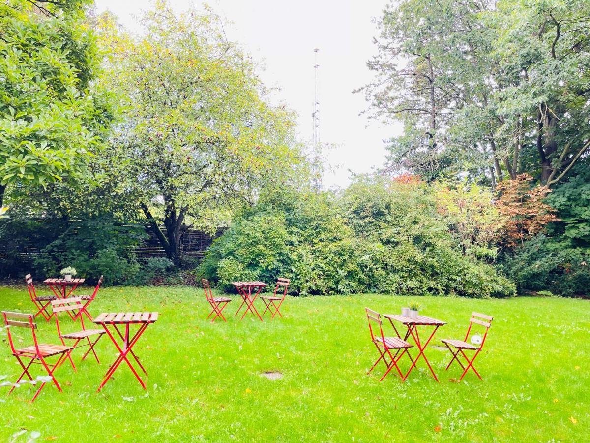Aday - Aalborg Mansion - Big Apartment With Garden Экстерьер фото