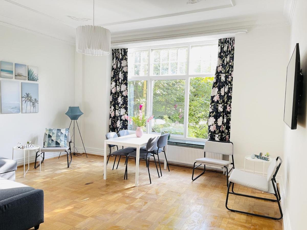 Aday - Aalborg Mansion - Big Apartment With Garden Экстерьер фото